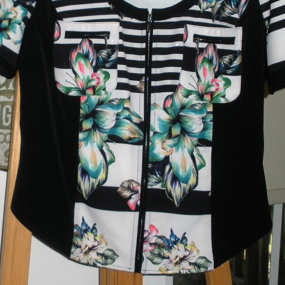 BEBE light weight jacket - Picture 5 of 5